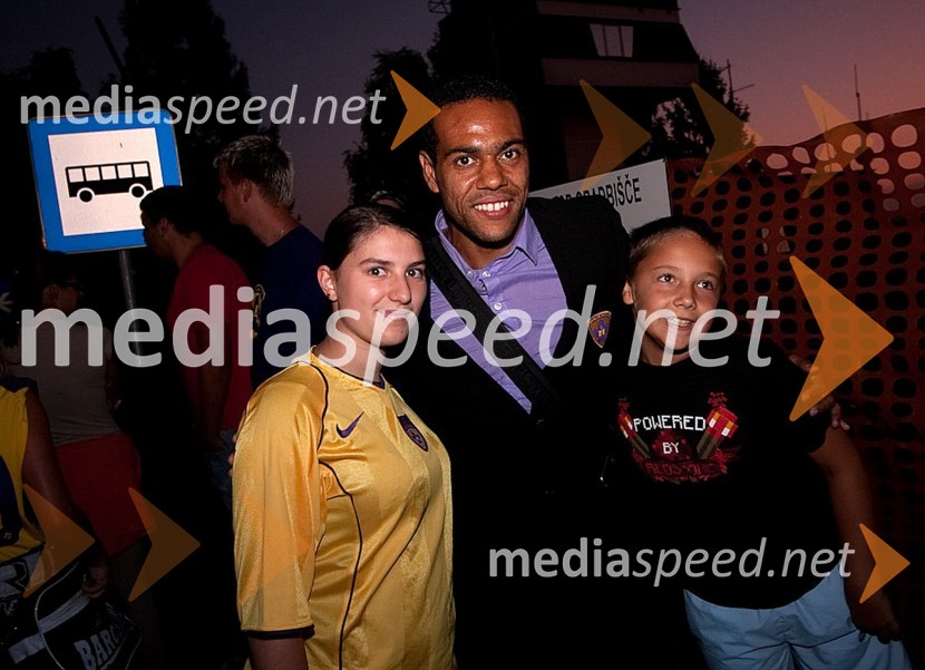 ..., Marcos Tavares, nogometaš NK Maribor, ...Vrnitev nogometašev NK Maribor po zmagi za Evropo nad Glasgow Rangers