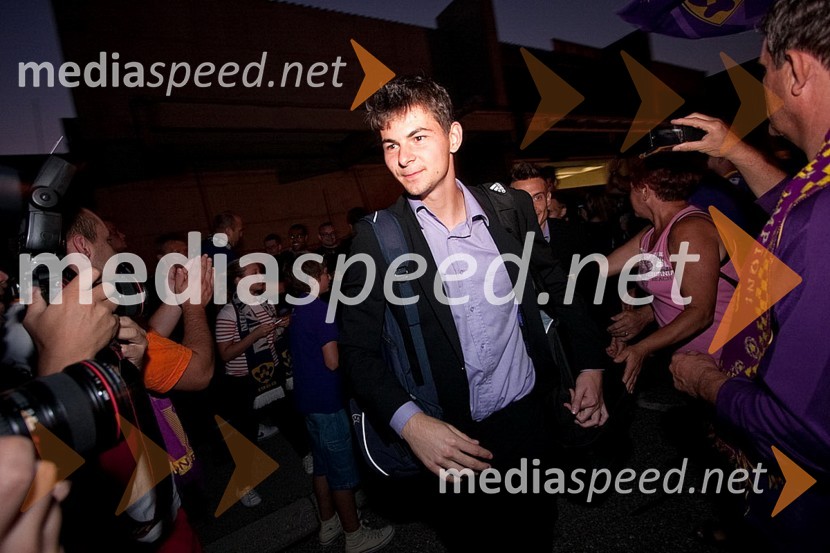 Matej Radan, nogometaš NK MariborVrnitev nogometašev NK Maribor po zmagi za Evropo nad Glasgow Rangers