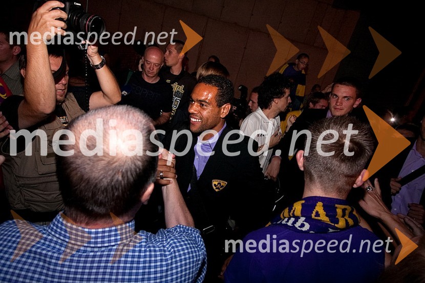 Marcos Tavares, nogometaš NK MariborVrnitev nogometašev NK Maribor po zmagi za Evropo nad Glasgow Rangers