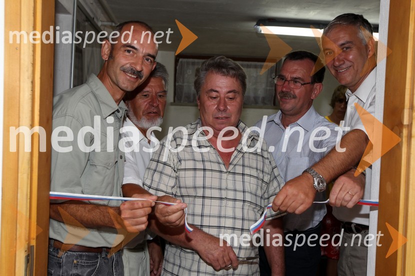 Drago Kolarič ml., Oto Škofič, Albert Kocmut, Franci Tomažič in Danijel StormanAlbert Kocmut, otvoritev spominske speedway sobe