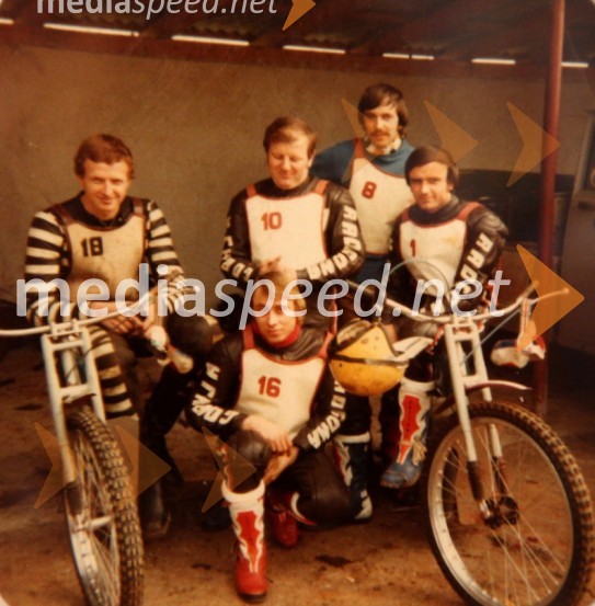 Vozniki AMD Gornja Radgona: Danijel Vajndorfer, Albert Kocmut, Vlado Kocuvan, Franc Smolko in Ivan VrbnjakAlbert Kocmut, otvoritev spominske speedway sobe