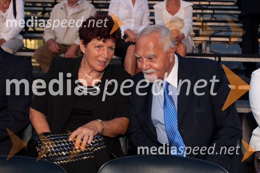 Zdenka Cerar, nekdanja pravosodna ministrica in generalna tožilka in Samir Amarin, častni konzul JordanijeKristalna palača v BTC, otvoritev najvišje stavbe v Sloveniji