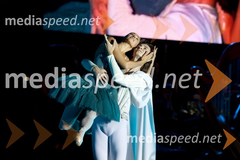 Maria Allash, baletna plesalka in Vladislav Lantratov, baletni plesalecKristalna palača v BTC, otvoritev najvišje stavbe v Sloveniji