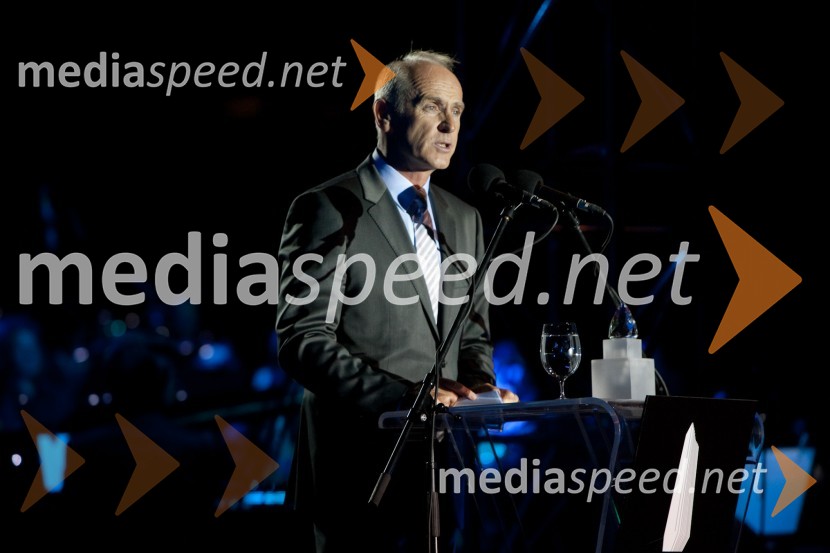 Jože Mermal, predsednik uprave BTCKristalna palača v BTC, otvoritev najvišje stavbe v Sloveniji