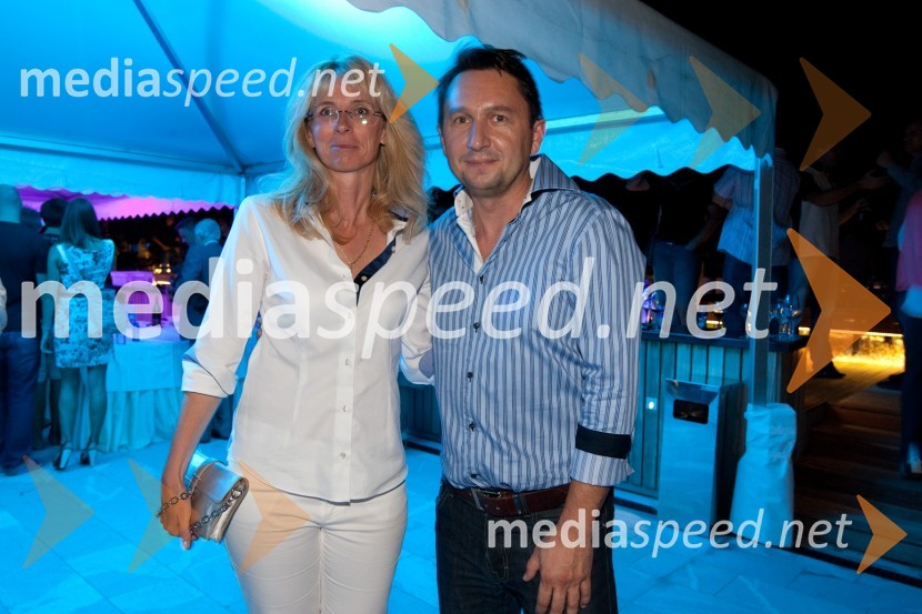 Rok in Nataša Bajec, InvidiauomoKristalna palača v BTC, otvoritev najvišje stavbe v Sloveniji