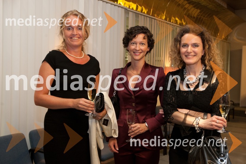 Vesna Virant, vodja Posestva Pule, Saša Mrak, vodja marketinga in odnosov z javnostmi KID d.o.o. in Petra Ozmec, Kranjska investicijska družba
Festival Ljubljana 2011: Koncert opernih arij