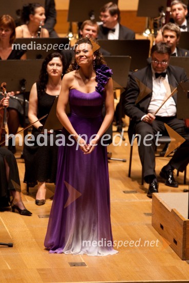 Alyson Cambridge, operna pevkaFestival Ljubljana 2011: Koncert opernih arij