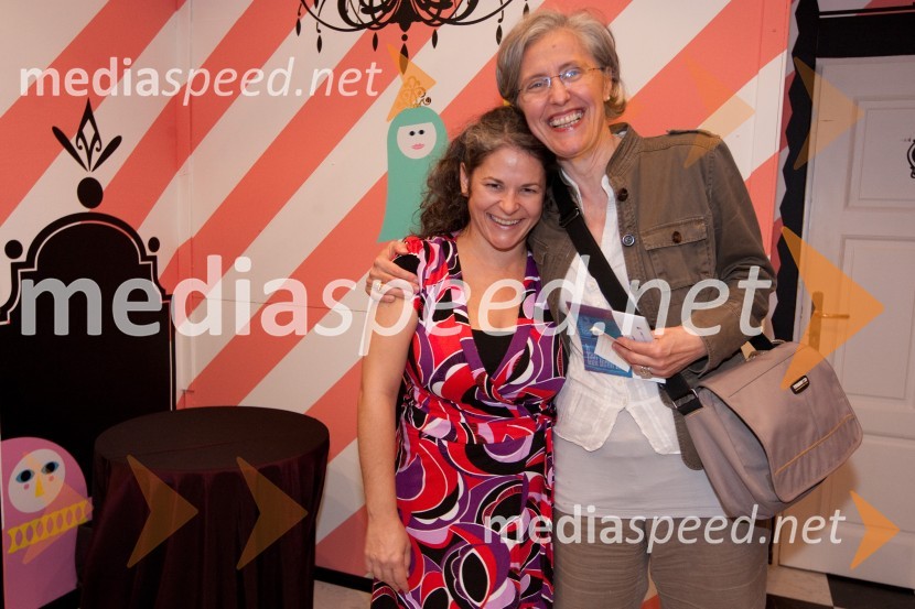 Jera Ivanc, umetniška vodja Lutkovnega gledališča Ljubljana in Milena Mileva Blažič, profesorica na pedagoški fakulteti, mestna svetnicaLaila, premiera v Lutkovnem gledališču Ljubljana