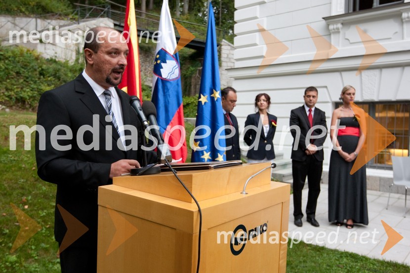 Boban PijanmanovSprejem Veleposlaništva Republike Makedonije ob Dnevu neodvisnosti in 20. obletnici Republike Makedonije