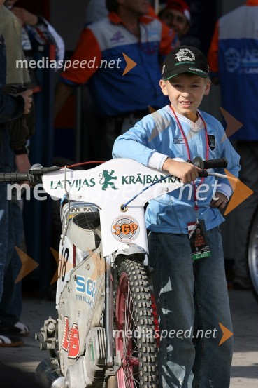 sin Anderejsa Korolovsa (Latvija)SPEEDWAY GRAND PRIX, VN Latvije 2006, trening