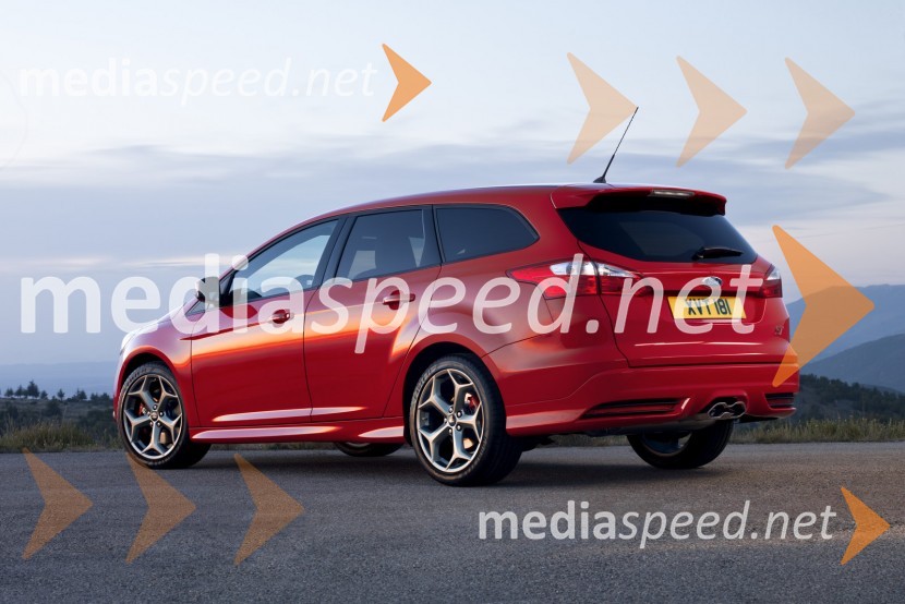 Ford Focus ST Station WagonIAA 2011 Frankfurt (A - H) letošnje jesenske avtomobilske novosti po abecednem redu