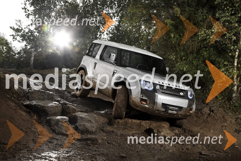 Land Rover DC 100 konceptIAA 2011 Frankfurt (I - O) letošnje jesenske avtomobilske novosti po abecednem redu