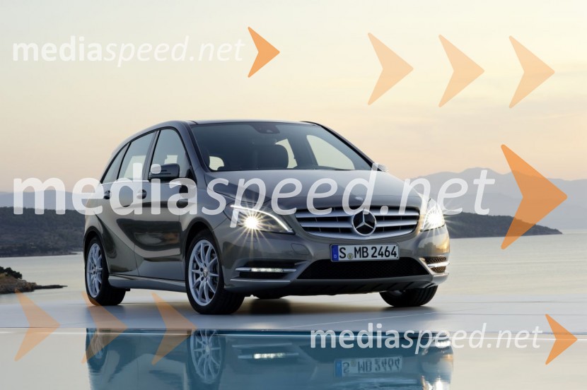 Mercedez-Benz serije B 2012IAA 2011 Frankfurt (I - O) letošnje jesenske avtomobilske novosti po abecednem redu