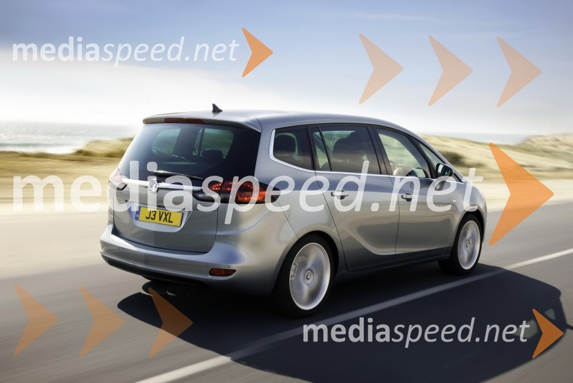 Opel Zafira Tourer 2012IAA 2011 Frankfurt (I - O) letošnje jesenske avtomobilske novosti po abecednem redu
