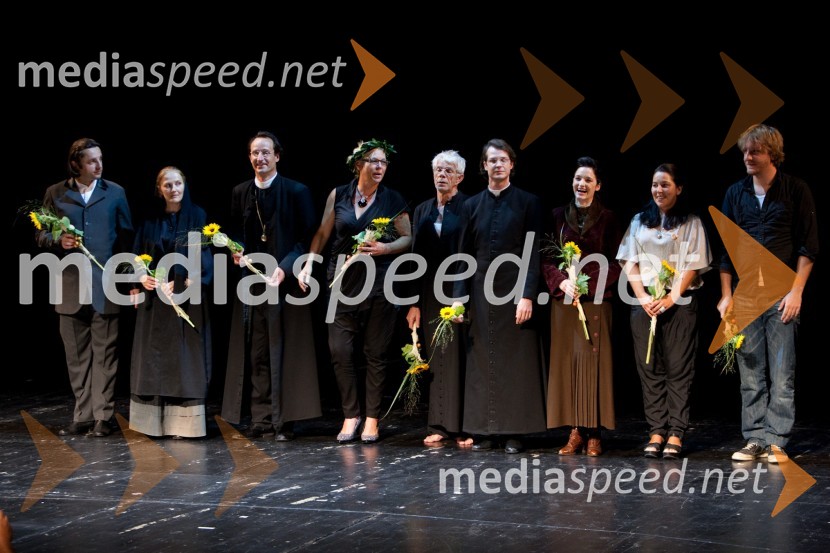 PriklonKdor sam do večera potuje skozi svet, premiera SNG Nova Gorica