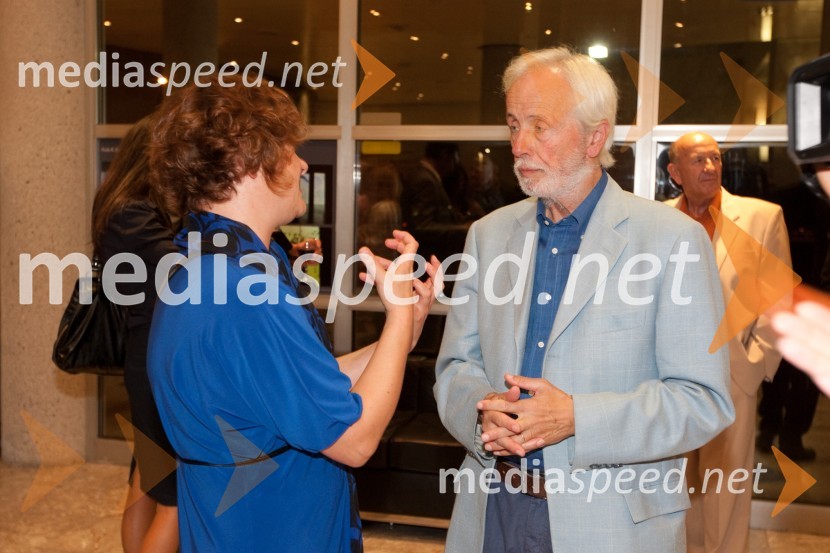 Martina Mrhar, dramaturginja in Janez Povše, režiserKdor sam do večera potuje skozi svet, premiera SNG Nova Gorica