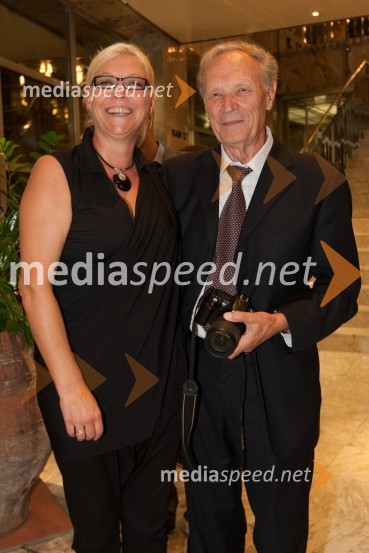 Neda Rusjan Bric, igralka, režiserka oče Bogo RusjanKdor sam do večera potuje skozi svet, premiera SNG Nova Gorica