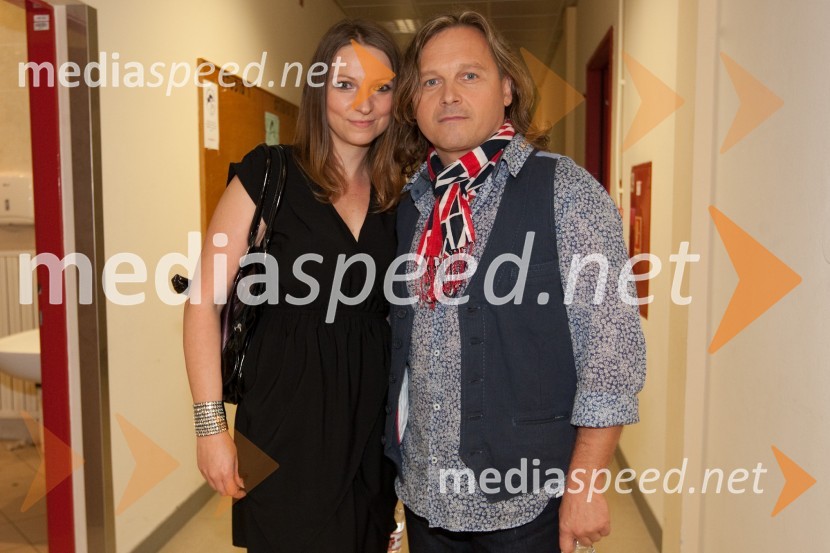 Nina Božičnik in Matjaž Jelen, pevecSlovenska popevka 2011