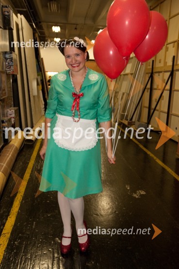 Bilbi, pevkaSlovenska popevka 2011