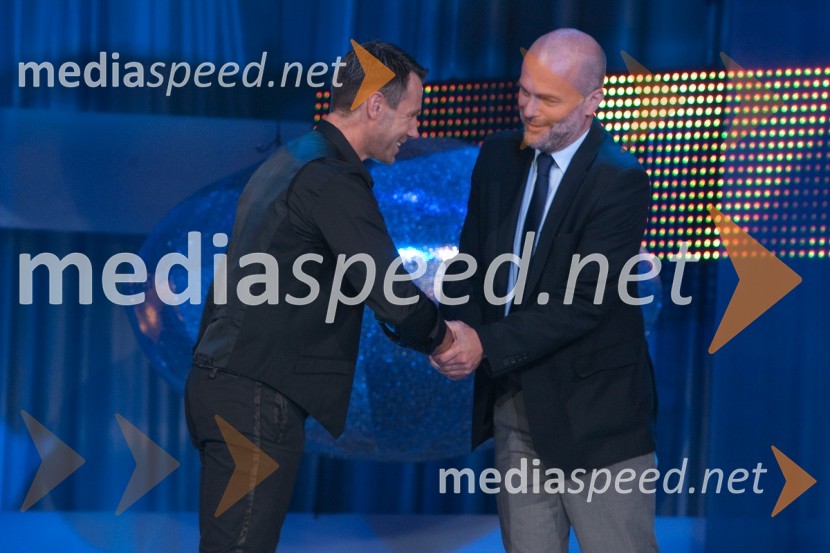 Marko Vozelj, pevec in Janez Lombergar, direktor Televizije SlovenijaSlovenska popevka 2011