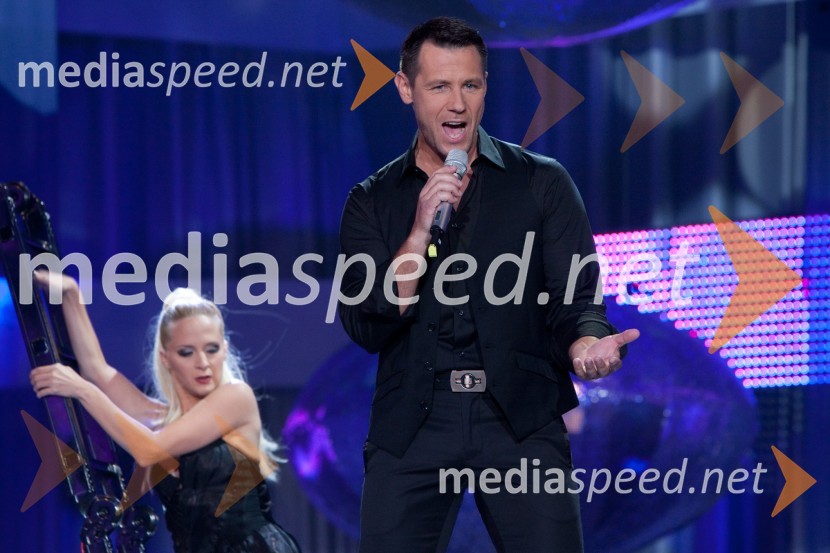 	Mojca Majcen, plesalka in Marko Vozelj, pevecSlovenska popevka 2011