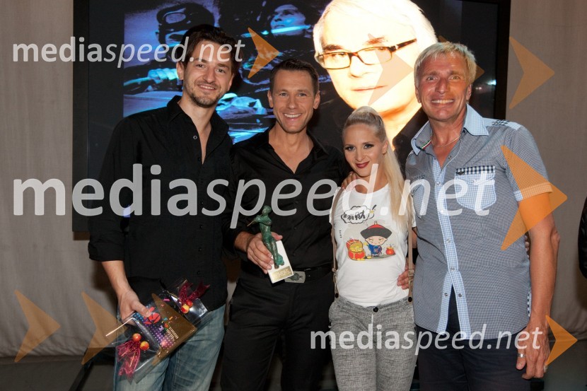 Martin Štibernik, avtor pesmi, Marko Vozelj, pevec, MOjca Majcen, plesalka in Igor Jelen-Iggy, lastnik plesnega centra IgenSlovenska popevka 2011