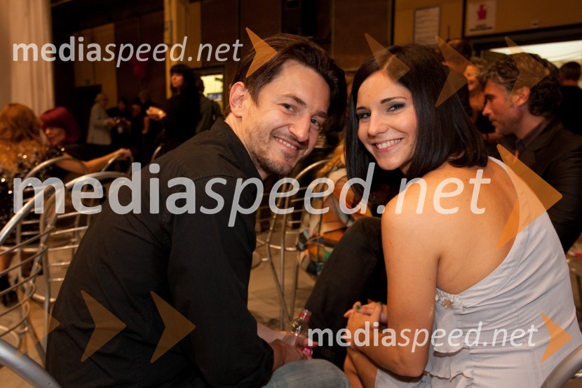 Martin Štibernik, avtor pesmi in Lea Sirk, pevkaSlovenska popevka 2011