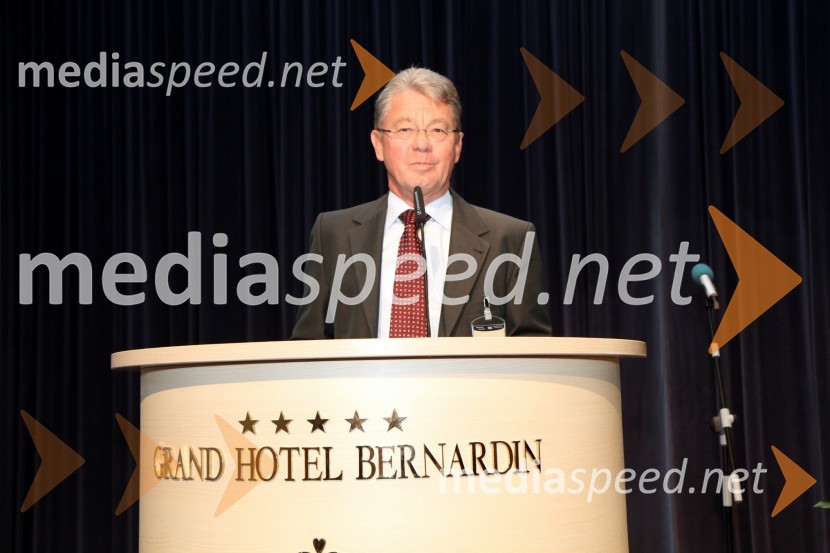 Prof. dr. Ulrich Schubert, predsednik Evropske zveze kemikovSlovenski kemijski dnevi 2011