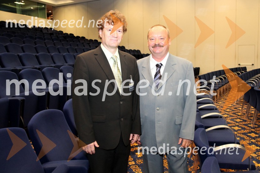 Prof. dr. Zdravko Kravanja, prodekan Fakultete za kemijo in kemijsko tehnologijo in …Slovenski kemijski dnevi 2011