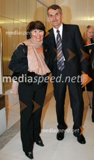 Vera Mihatovič, pomočnica generalnega direktorja za finance na Autocommerce d.d. z možemArhitektura tišine, premiera baleta SNG Maribor