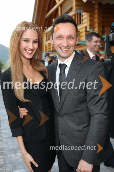 David Jurič, generalni direktor Summit motors Ljubljana in Anamarija Avbelj, Miss universe Slovenije 2008Range Rover Evoque, VIP predstavitev