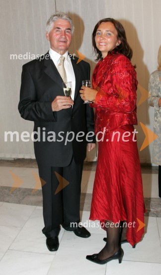 Ludvik Toplak, nekdanji rektor mariborske univerze  in dr. Suzana Žilič Fišer, predavateljica na Medijskih komunikacijahArhitektura tišine, premiera baleta SNG Maribor