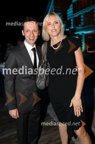 David Jurič, generalni direktor Summit motors Ljubljana in Irena Pavčič, direktorica PR oddelka PublicisRange Rover Evoque, VIP predstavitev