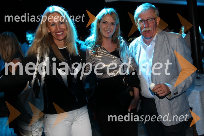 Carmen Dobnik, odvetnica in častna ambasadorka projekta Utrip mesta, Bernarda Trebušak, generalna direktorica družbe Nama in Andrej Baloh, marketing FinanceRange Rover Evoque, VIP predstavitev