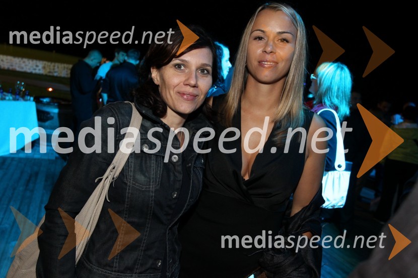 ... in Katarina Meglič, vodja prodaje FordRange Rover Evoque, VIP predstavitev