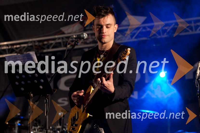 Omar Naber, glasbenik21. Obletnica skupine Victory