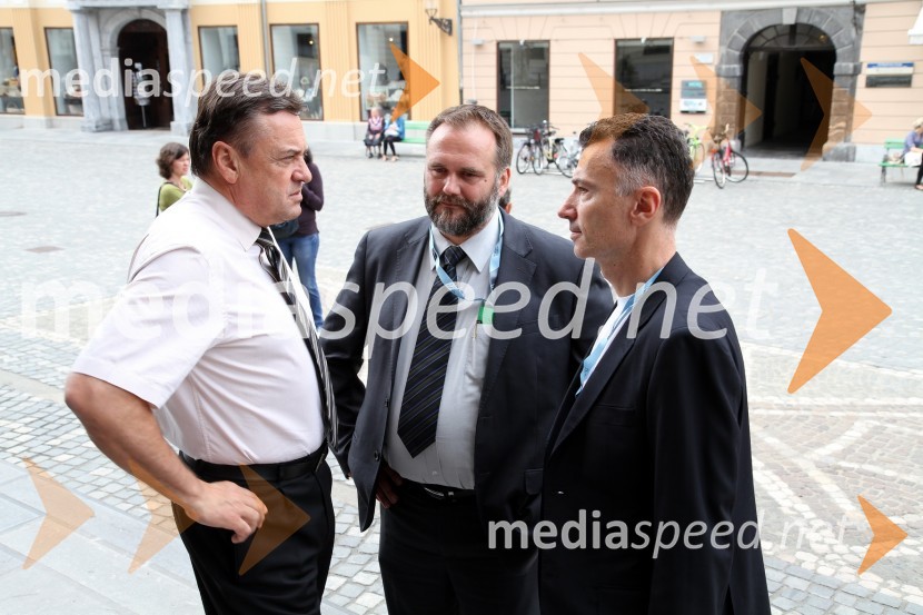 Zoran Janković, župan Mestne občine Ljubljana, prof. dr. Gorazd Meško, dekan Fakultete za varnostne vede UM in 	prof. dr. Bojan Dobovšek, predsednik organizacijskega odbora Mednarodne konference o kriminalističnem preiskovanju v EvropiMednarodna konferenca o kriminalističnem preiskovanju v Evropi