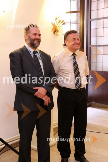 Prof. dr. Gorazd Meško, dekan Fakultete za varnostne vede UM in Zoran Jankovič, župan Mestne občine LjubljanaMednarodna konferenca o kriminalističnem preiskovanju v Evropi