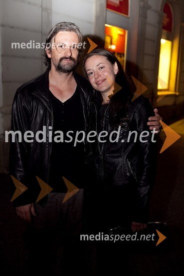 Vladimir Vlaškalić in Nina Ivanišin, igralcaZborovanje ptic, premiera SNG Maribor