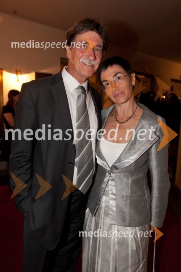 Jožko Čuk, direktor SNG Nova Gorica in soproga Jasna, zdravnicaLjubezen in država, premiera SNG Drama Ljubljana