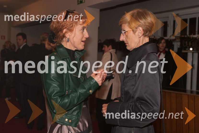 Barbara Hieng Samobor, direktorica MGL in Mojca Kreft, dramaturginjaLjubezen in država, premiera SNG Drama Ljubljana