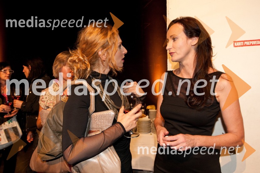 Jelena Proković, oblikovalka in Saša Pavček, igralkaLjubezen in država, premiera SNG Drama Ljubljana