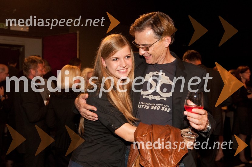 Igor Samobor, igralec in hči AnaLjubezen in država, premiera SNG Drama Ljubljana