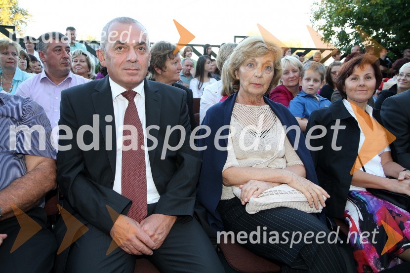 Dragan Kujundžič, direktor OU občine Gornja Radgona in Majda Bicskey, častna občanka občine Gornja RadgonaOtvoritev novih prostorov Glasbene šole Gornja Radgona