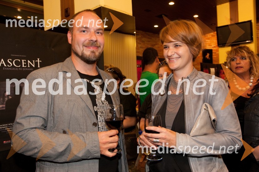 Gorazd Trušnovec, programski direktor Slovenskega filmskega festivala in Renata Zamida14. festival slovenskega filma, zaključek