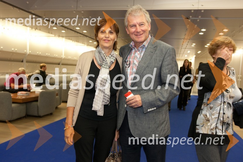 Andreja Kračun, predsednica dobrodelnega združenja Koraki za korakce in prof. dr. Davorin Kračun, Ekonomsko poslovna fakulteta Univerze v MariboruPerpetuum Jazzile in Vocal Six, koncert