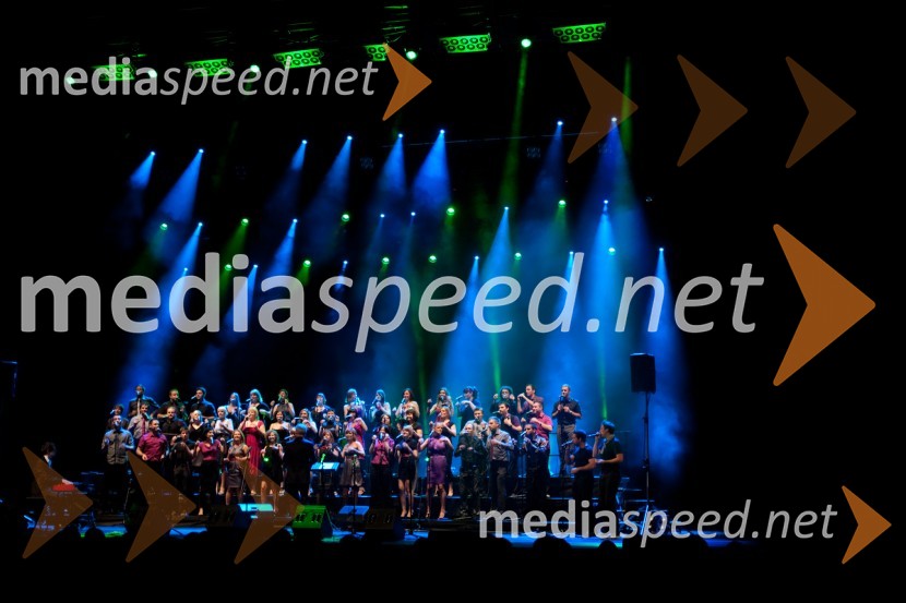 Perpetuum JazzilePerpetuum Jazzile in Vocal Six, koncert