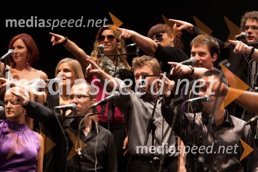 Perpetuum JazzilePerpetuum Jazzile in Vocal Six, koncert