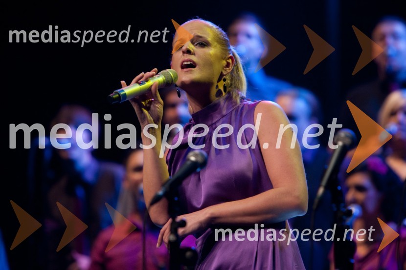 Sandra Feketija, pevkaPerpetuum Jazzile in Vocal Six, koncert