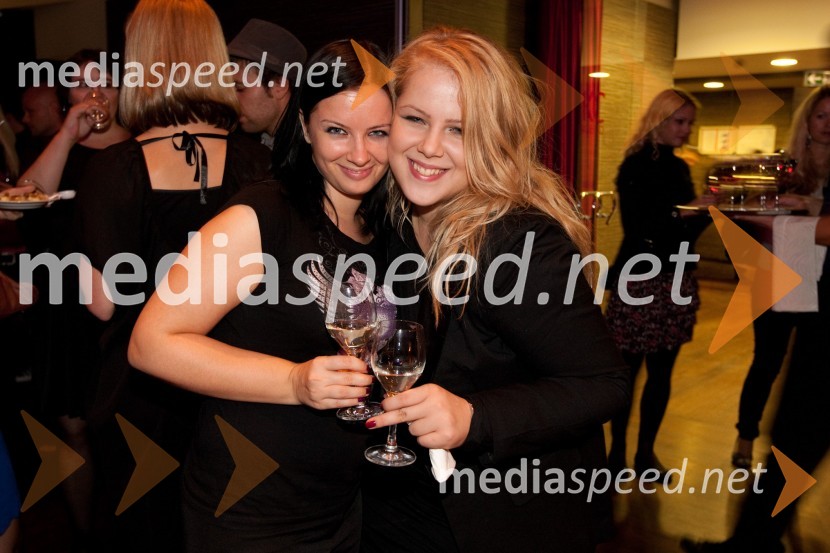 Katja Kovačič in Tamara GoričanecPerpetuum Jazzile in Vocal Six, koncert